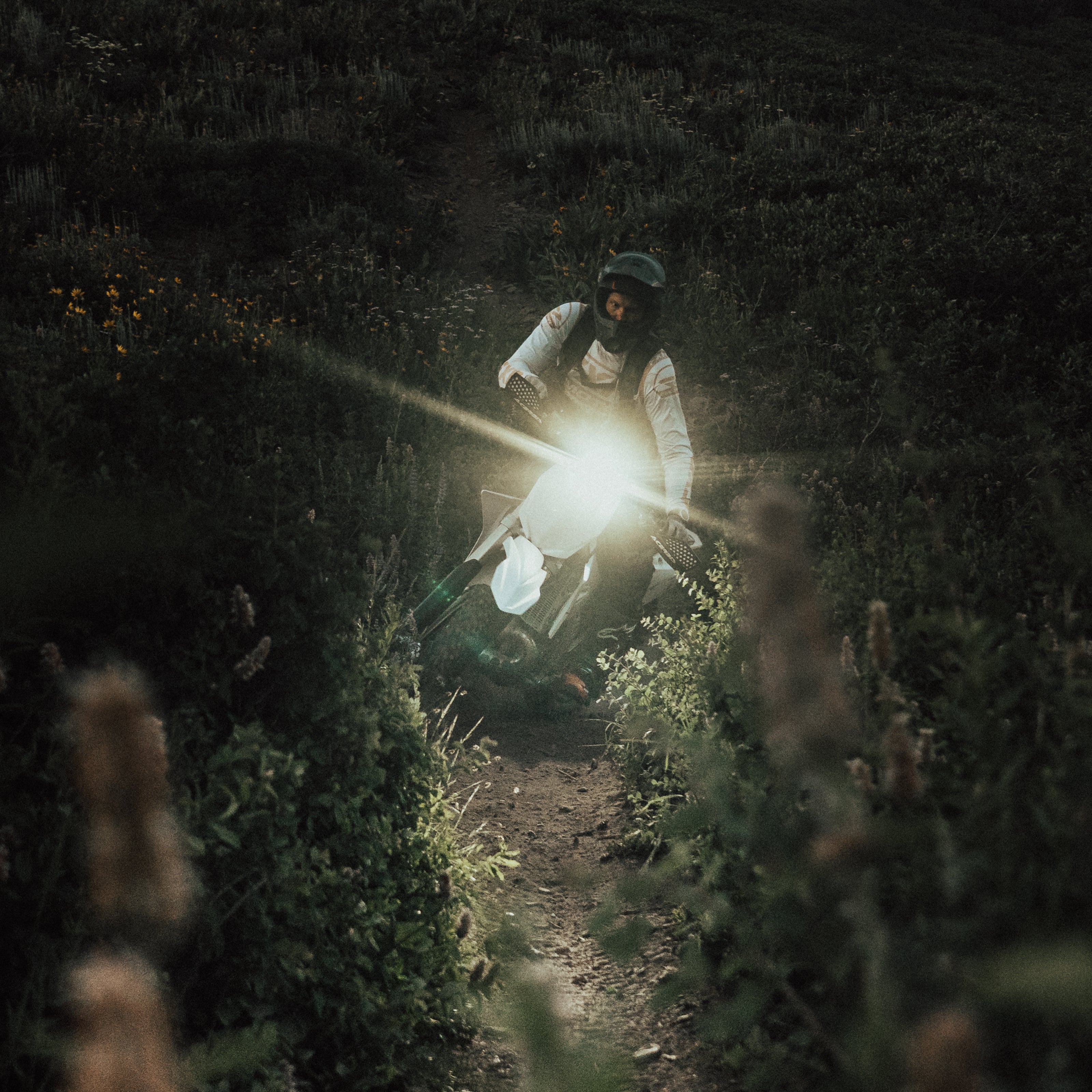 The Best Dirtbike Handlebar Light Around, the Gravitas MX37