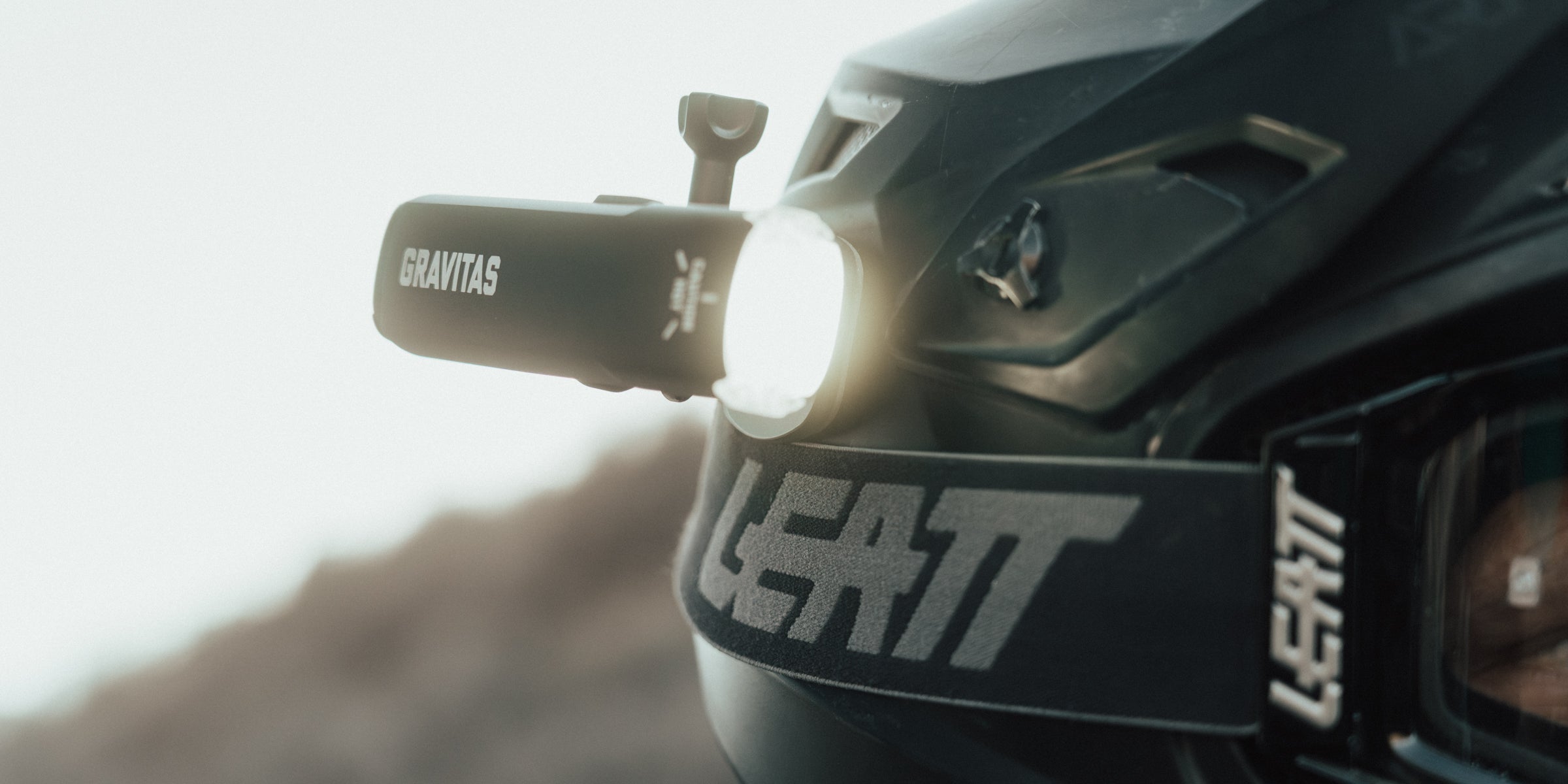 HL20 HELMET LIGHT